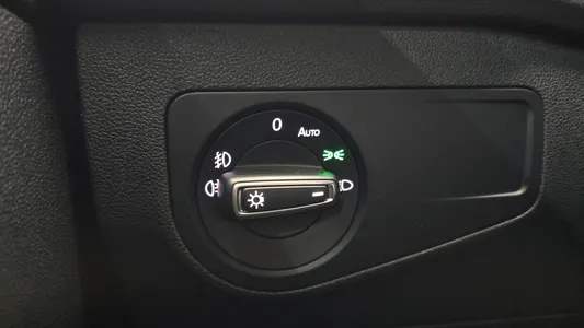 Volkswagen 2 2.0 TDI 2020 17