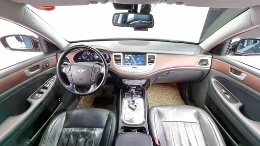 Hyundai 제네시스 BH330 2012 7
