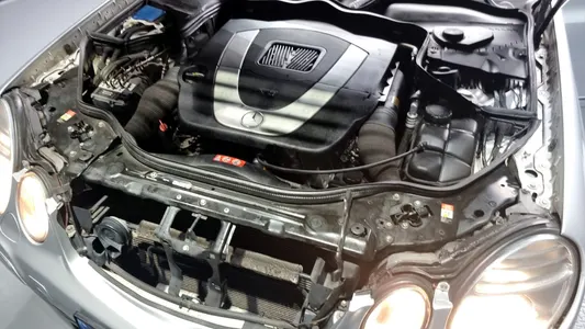 Mercedes-Benz E-Class W211 E350 4MATIC 2007 6
