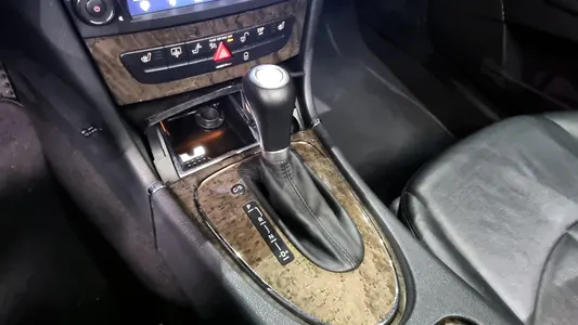 Mercedes-Benz E-Class W211 E350 4MATIC 2007 9