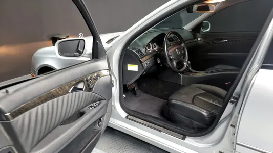 Mercedes-Benz E-Class W211 E350 4MATIC 2007 10