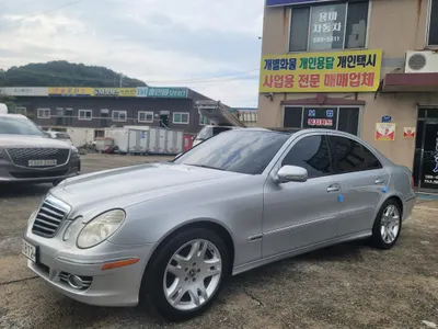 Mercedes-Benz E-Class W211 E350 2008 9