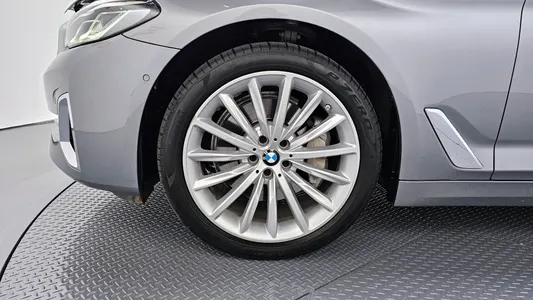BMW 5 Series (G30) 530i xDrive 2023 5