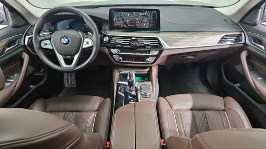 BMW 5 Series (G30) 530i xDrive 2023 7