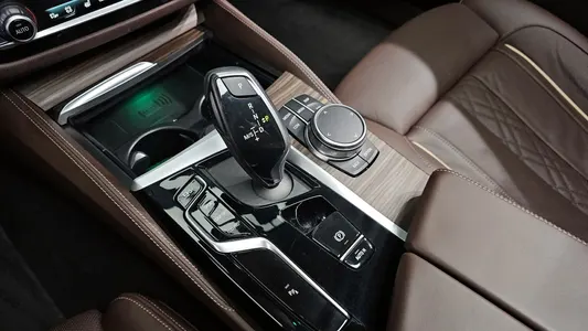 BMW 5 Series (G30) 530i xDrive 2023 9