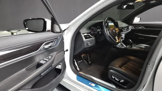 BMW 7 Series (G11) 730Ld xDrive M 2017 10