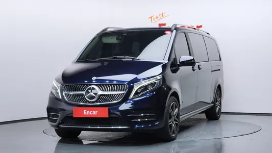 Mercedes-Benz V-Class V300 CDI 2022