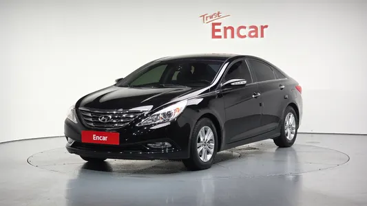 Hyundai YF Y20 2010