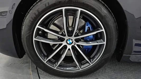 BMW 5 Series (G30) 520i M 2021 5