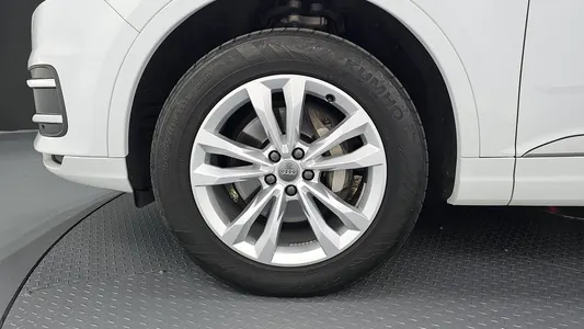 Audi Q7 (4M) 45 TFSI 2019 5