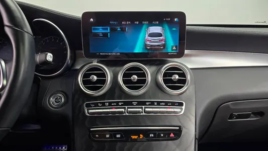 Mercedes-Benz GLC-Class X253 GLC300e 4MATIC 2023 15