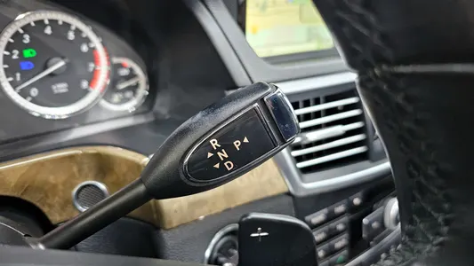Mercedes-Benz E-Class W212 E300 2011 9