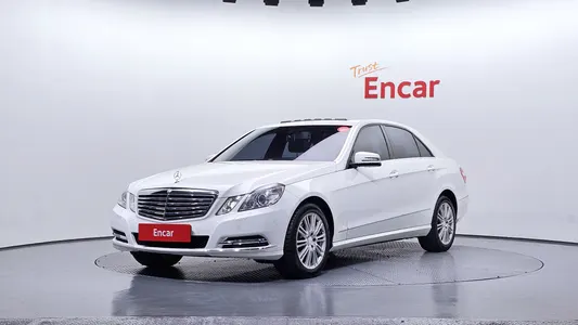Mercedes-Benz E-Class W212 E300 2011