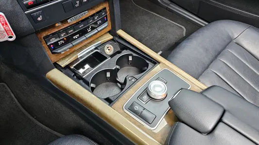 Mercedes-Benz E-Class W212 E300 2011 18