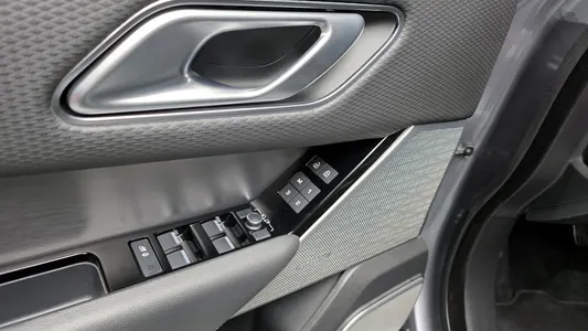Land Rover 레인지로버 벨라 3.0 P400 R- SE 2021 17