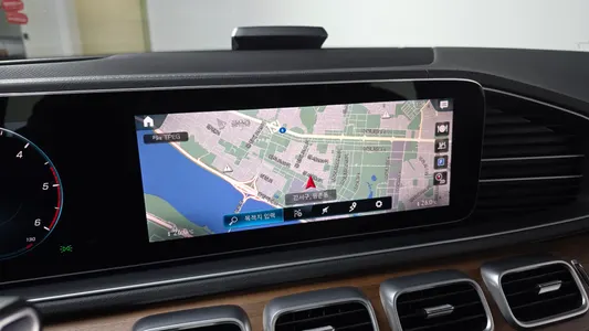 Mercedes-Benz GLS-Class X167 GLS400d 4MATIC 2021 15