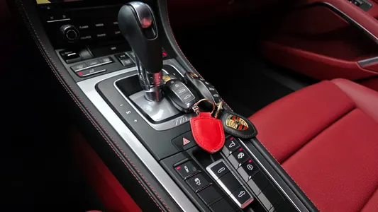 Porsche 718 4.0 GTS 2024 9