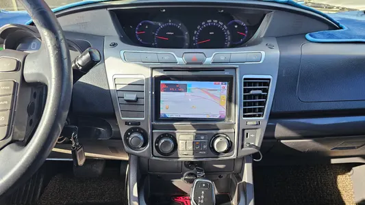 KG Mobility 코란도 투리스모 2WD LT 9 2014 14