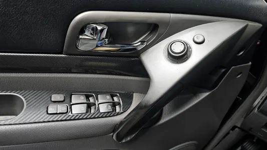 KG Mobility 코란도 투리스모 2WD LT 9 2014 17