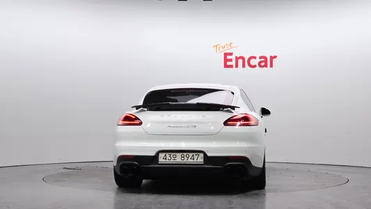 Porsche 파나메라 4.8 GTS 2015 4