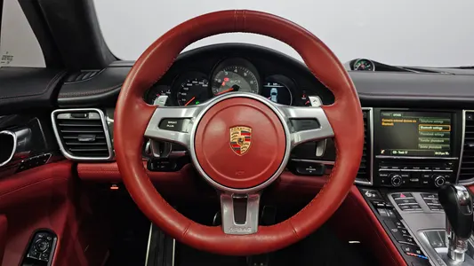 Porsche 파나메라 4.8 GTS 2015 13