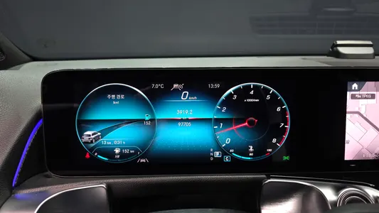 Mercedes-Benz GLB-Class X247 GLB250 4MATIC 2021 8