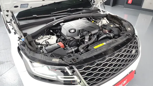 Land Rover 레인지로버 벨라 3.0 D300 R- SE 2019 6