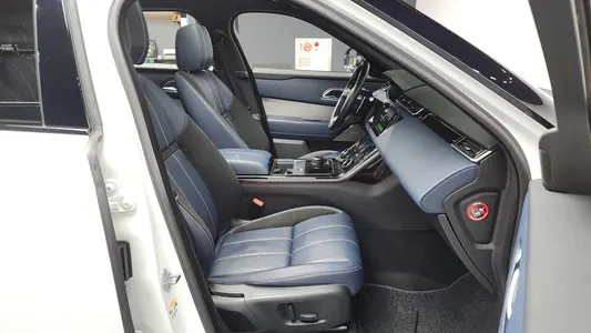 Land Rover 레인지로버 벨라 3.0 D300 R- SE 2019 11