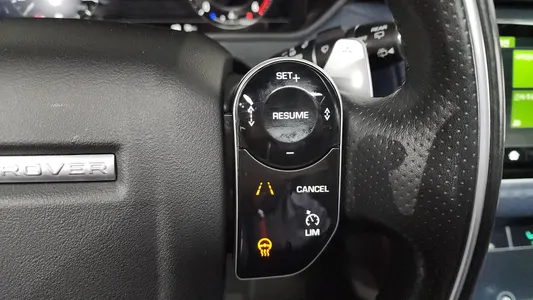 Land Rover 레인지로버 벨라 3.0 D300 R- SE 2019 17
