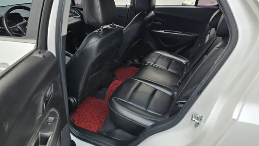 Chevrolet 트랙스 1.4 LT 2016 12