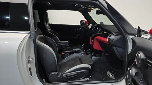 MINI S JCW 2020 11