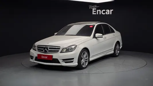 Mercedes-Benz C-Class W204 C220 CDI 2012