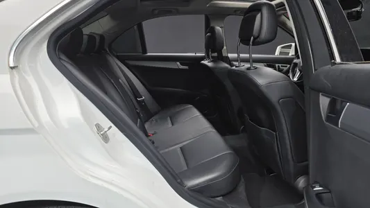 Mercedes-Benz C-Class W204 C220 CDI 2012 12