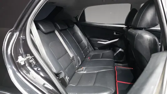 KG Mobility C 2.2 RX 2WD 2017 12