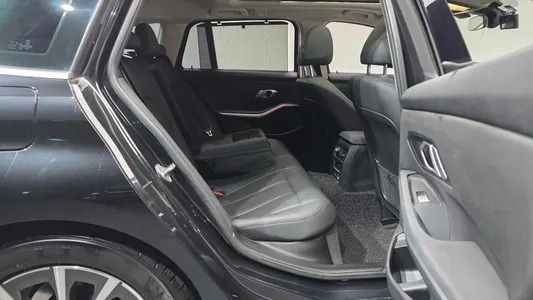 BMW 3 Series (G20) 320d 2020 11
