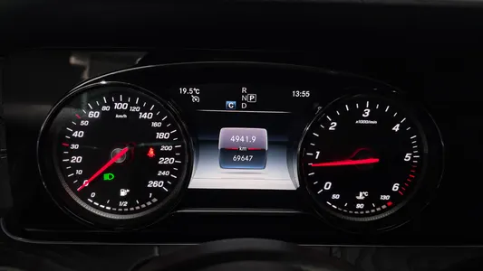 Mercedes-Benz E-Class W213 E220d 2019 8