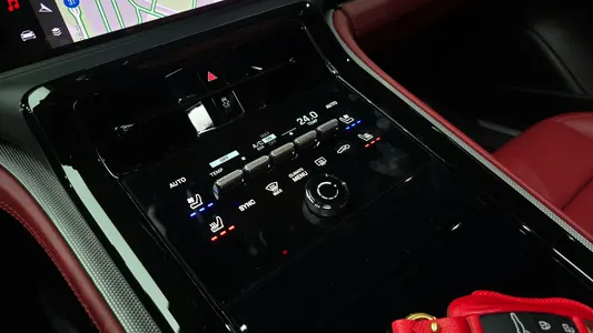 Porsche (976) 2.9 AWD 2025 18