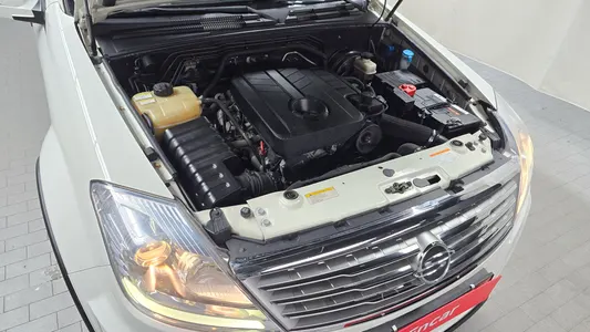 KG Mobility W 2.0 4WD RX7 2013 6