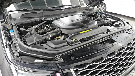 Land Rover 4 D350 Vogue SE 2021 6
