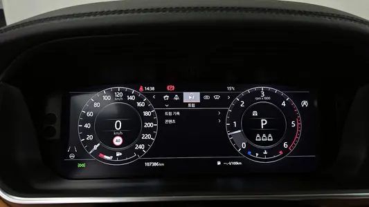 Land Rover 4 D350 Vogue SE 2021 8