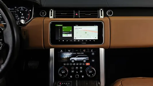 Land Rover 4 D350 Vogue SE 2021 14