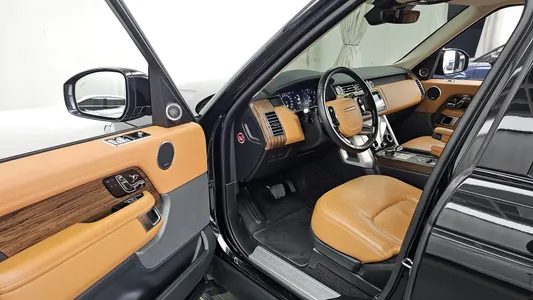 Land Rover 4 D350 Vogue SE 2021 10
