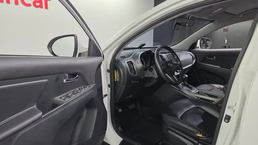 Kia R 2WD 2015 10