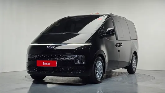 Hyundai Staria 5 2022