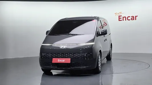 Hyundai Staria 3 2025
