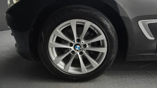 BMW 3 Series GT (F34) GT 320d 2019 5