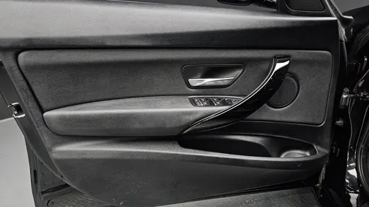 BMW 3 Series GT (F34) GT 320d 2019 24