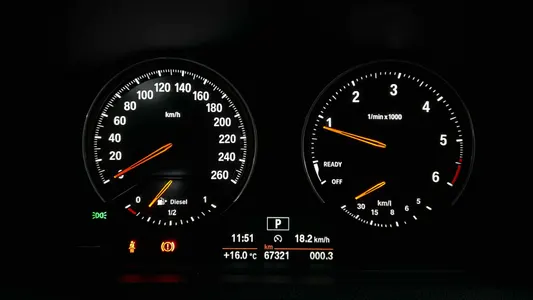 BMW 1 Series (F20) 118d 5 2017 8