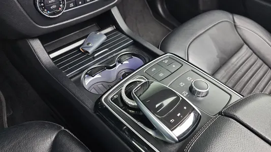 Mercedes-Benz GLE-Class W166 GLE350 d 4MATIC 2017 9