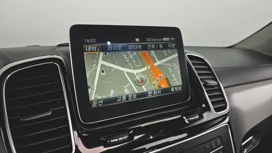 Mercedes-Benz GLE-Class W166 GLE350 d 4MATIC 2017 12